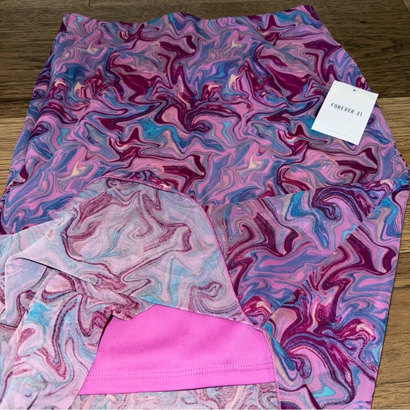 NWT- 2 piece set - Picture 3 of 8